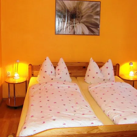Garden Stay, Cleaning Included